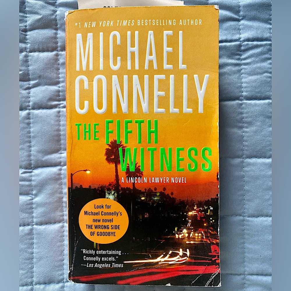 Book: Michael Connelly Paperback “The Fifth Witness”